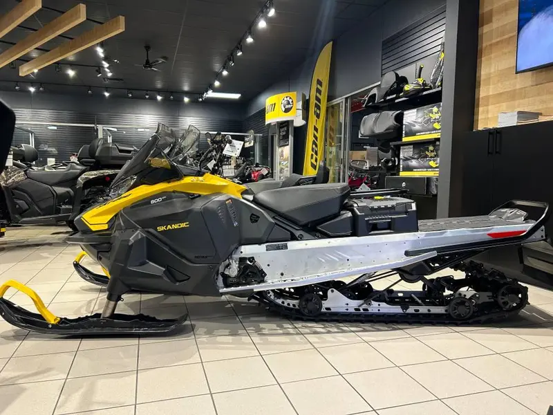 2026 Ski-Doo SKANDIC SPORT 600 EFI Utility 1.25'' E.S.