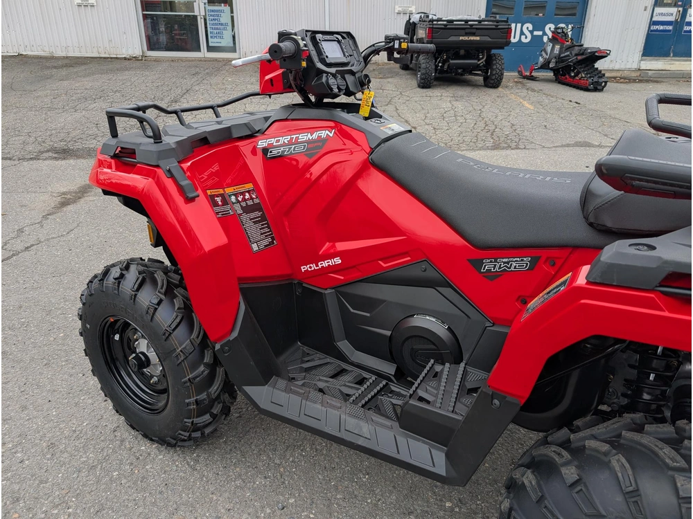2026 Polaris Sportsman Touring 570 Indy Red Vs Cfmoto Touring 600 Eps alt