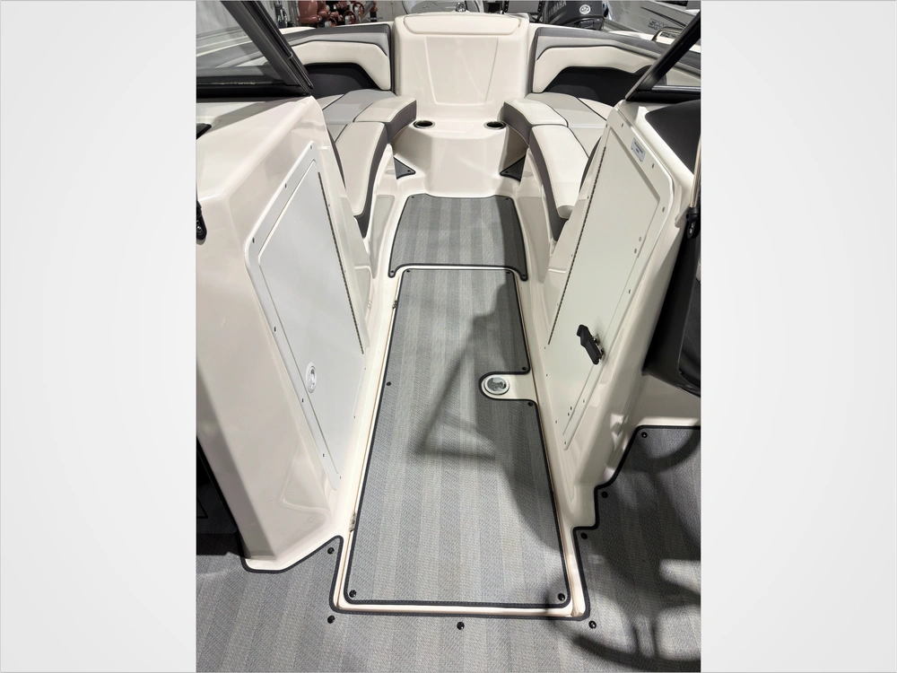 2019 Yamaha 212 Limited S alt