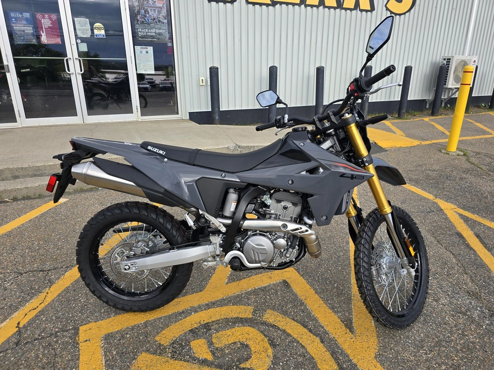 2025 Suzuki Dr-z4s alt