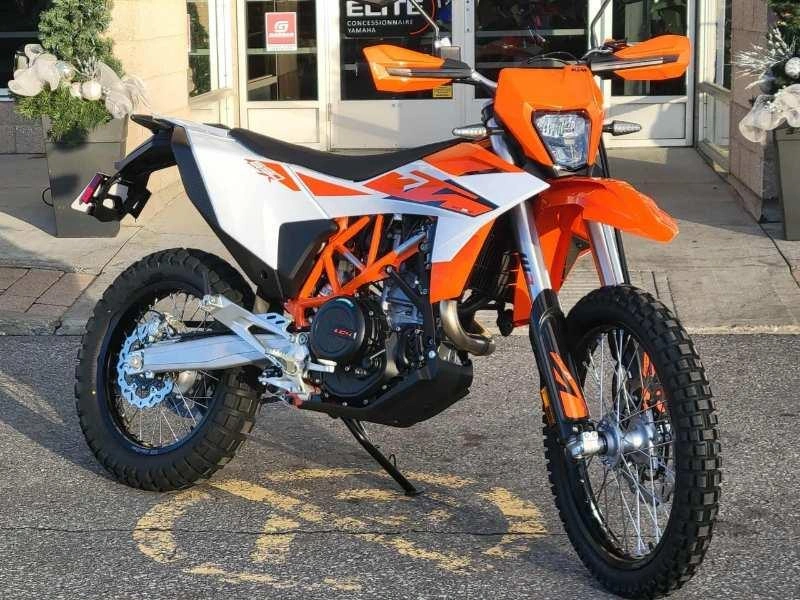 Ktm 690 Enduro R 2026 alt