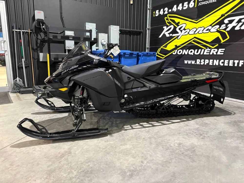 Ski-doo Backcountry Adrenaline (43'') 850 E-tec Storm 150 1.5'' E.s. 2026 alt