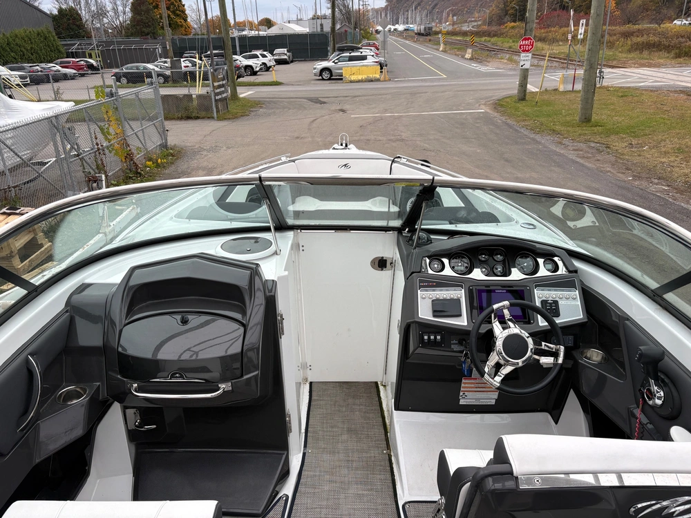 2022 Monterey Boats 298ss alt