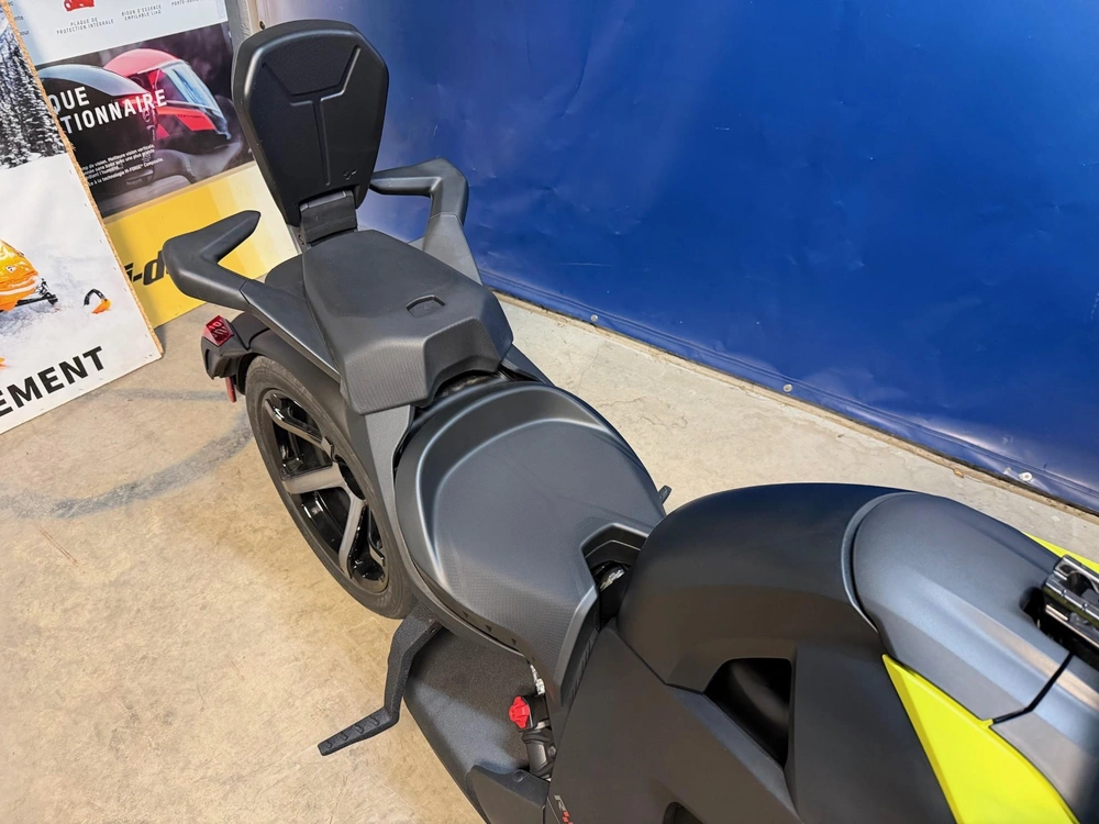 Can-am Ryker Sport 900 Ace ( 2000$ Acc. ) 2025 alt