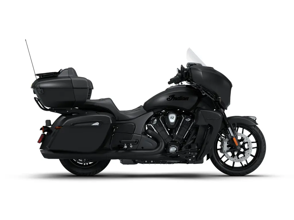 2026 Indian Motorcycle Roadmaster PowerPlus Dark Horse 112 + PowerBand Audio // Black Smoke 