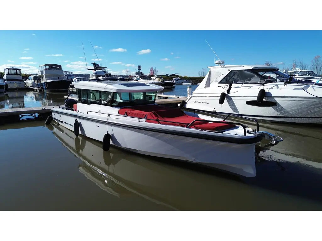 2022 Axopar 37 XC CROSS CABIN