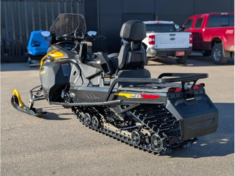 2026 Ski-Doo EXPEDITION LE 20" 900 ACE Turbo R Crosscut 1.5" E.S.