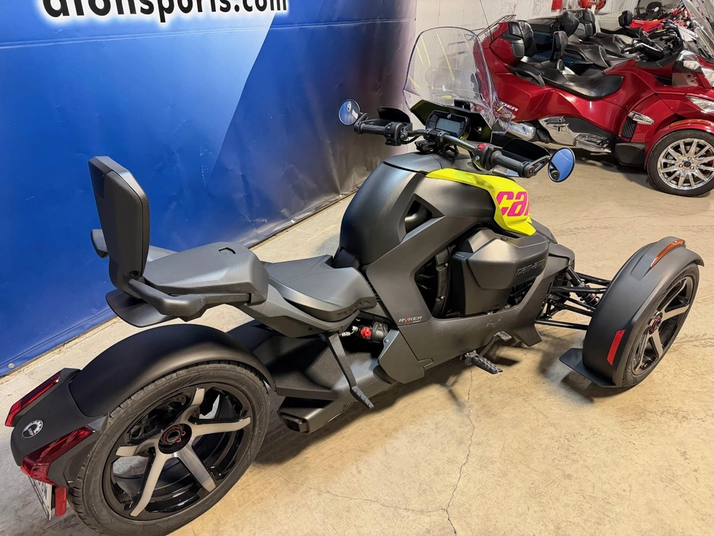 Can-am Ryker Sport 900 Ace ( 2000$ Acc. ) 2025 alt