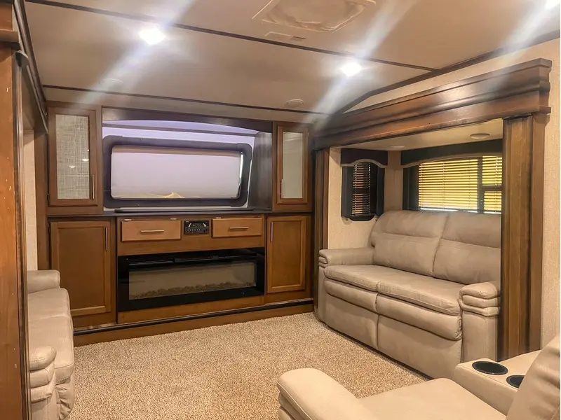 2019 Keystone RV Cougar 367FLS