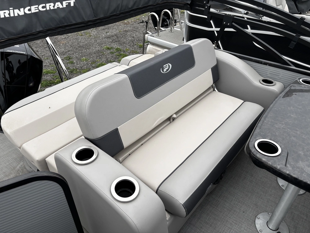 2023 Princecraft Quorum® 25 Rl alt