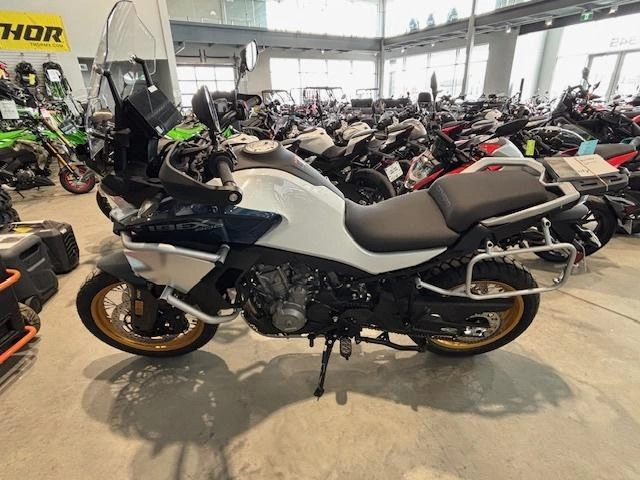 2025 Cfmoto Ibex 800 Ibex800 Cfmoto Explore Valises Incluses Aventure alt