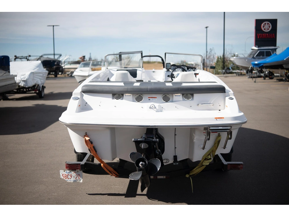 2014 Glastron 185 alt