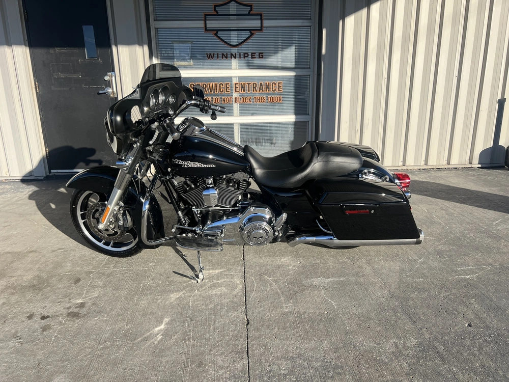 2012 Harley-davidson Street Glide alt