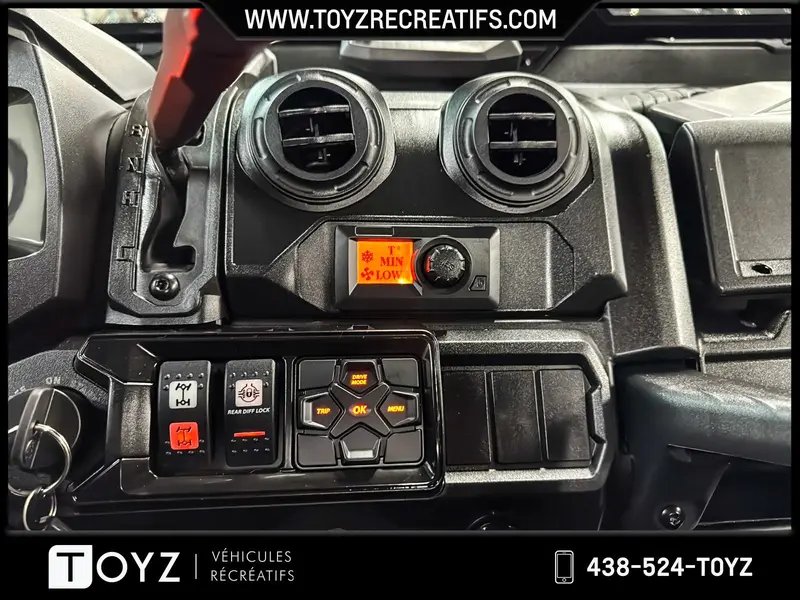 Can-Am DEFENDER LIMITED HD10 2022