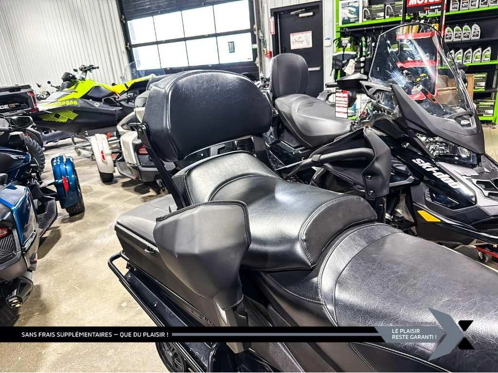 2018 Yamaha Venture S-tx Gt alt