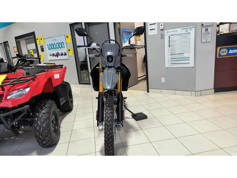 2025 Suzuki DR-Z4S thumbnail 4