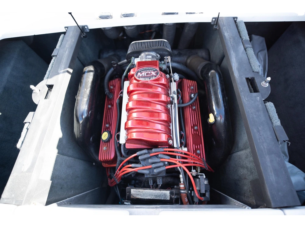 2004 Mastercraft X10 alt