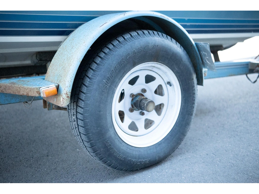 1989 Four Winns 190 Freedom alt