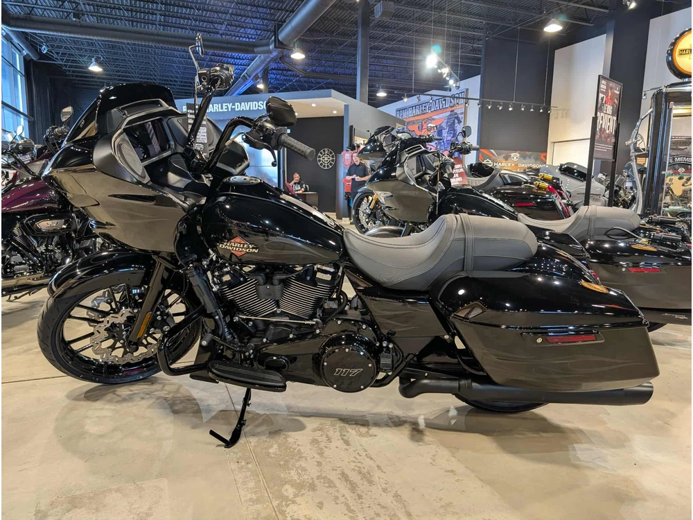 Harley-davidson Fltrx Road Glide 2025 alt