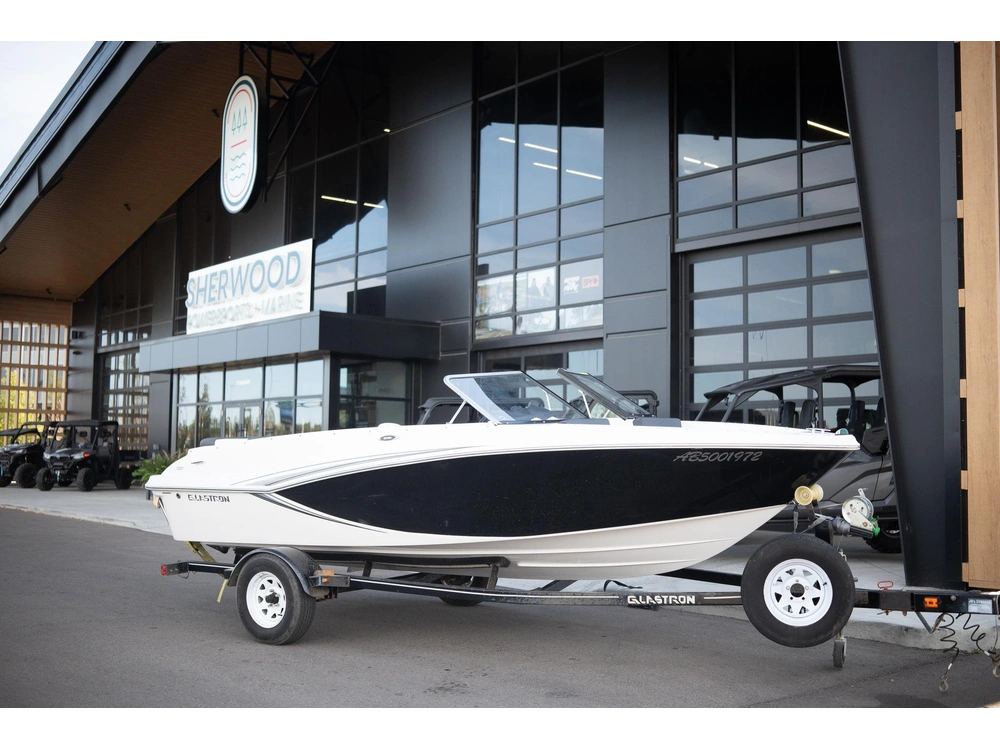 2014 Glastron 185 alt
