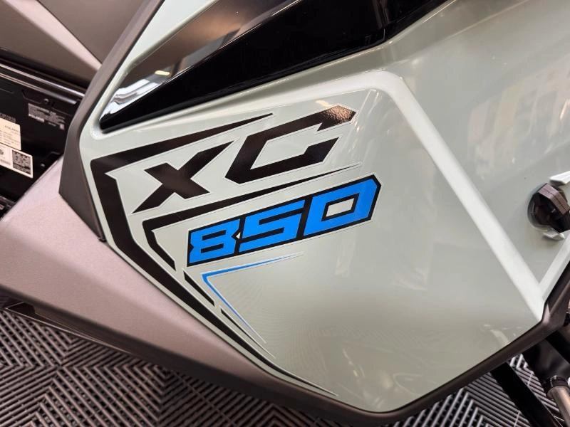 Polaris 850 Switchback Xc 2026 alt