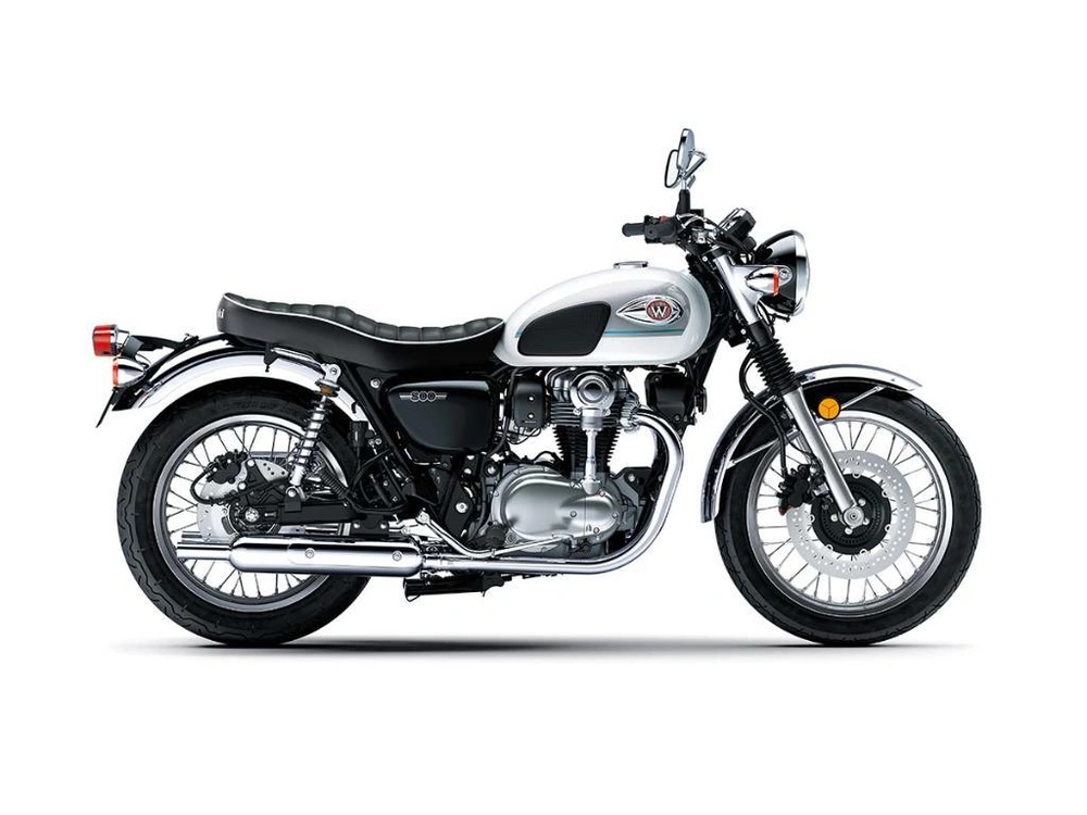 2026 Kawasaki W800 alt