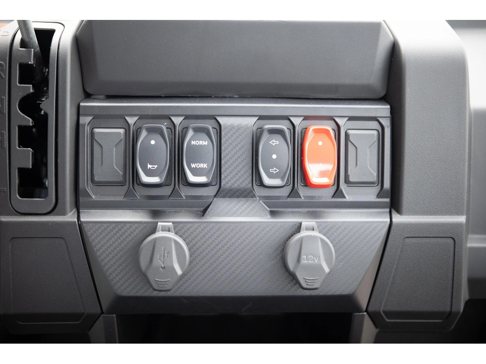 2025 Cfmoto Uforce 600 alt