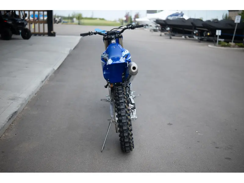 2025 Yamaha YZ450F thumbnail 5