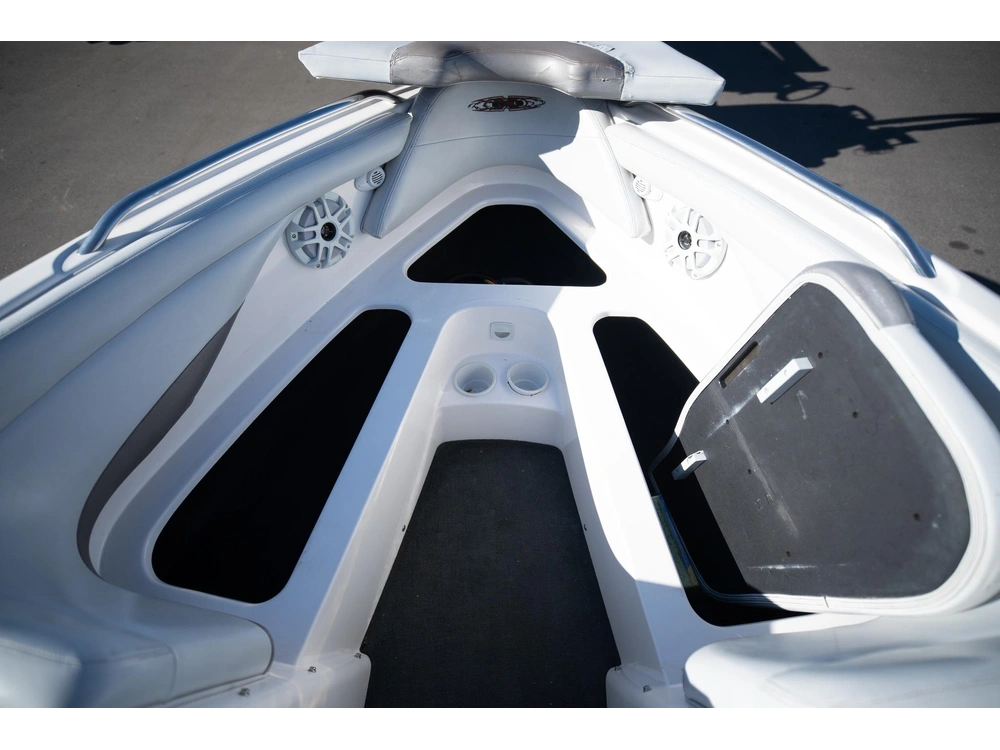 2004 Mastercraft X10 alt