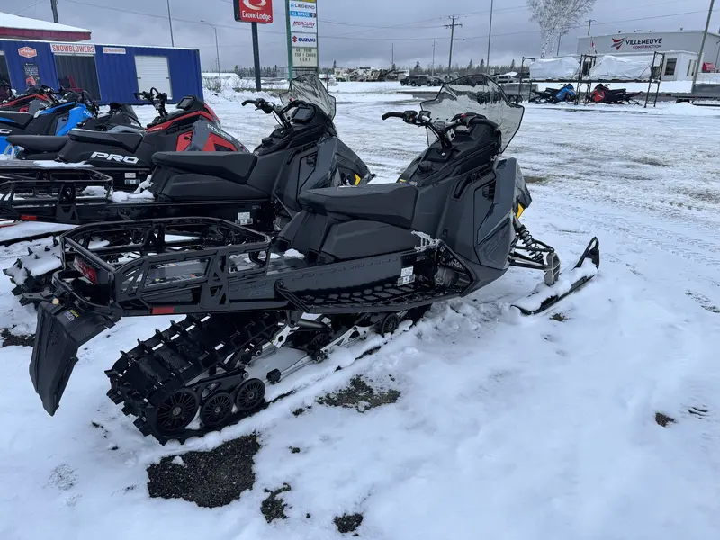 2026 Polaris 650 VOYAGEUR SP 155 X 1.6