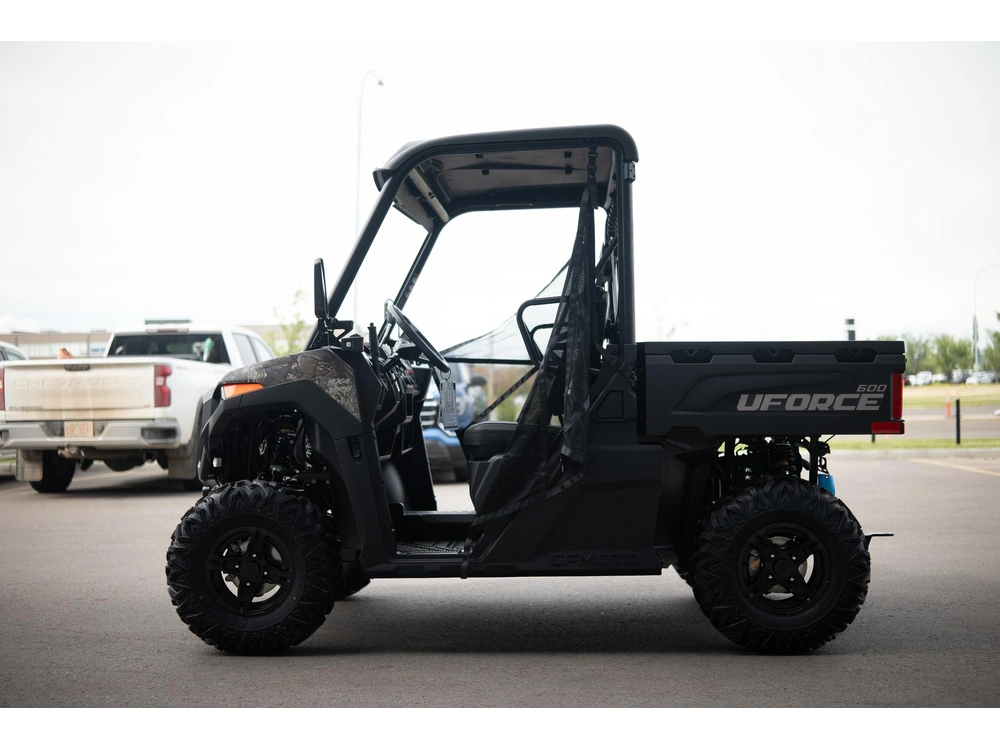 2025 Cfmoto Uforce 600 alt