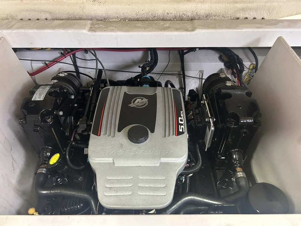 2012 Crownline 215 Ss alt