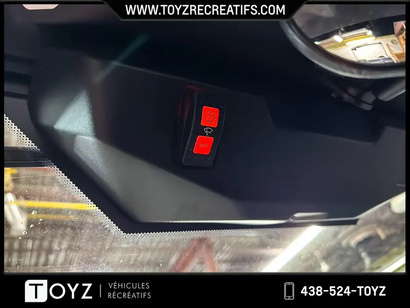 Can-Am DEFENDER LIMITED HD10 2022