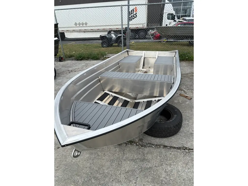 2026 Other 14' QUESTLINER 