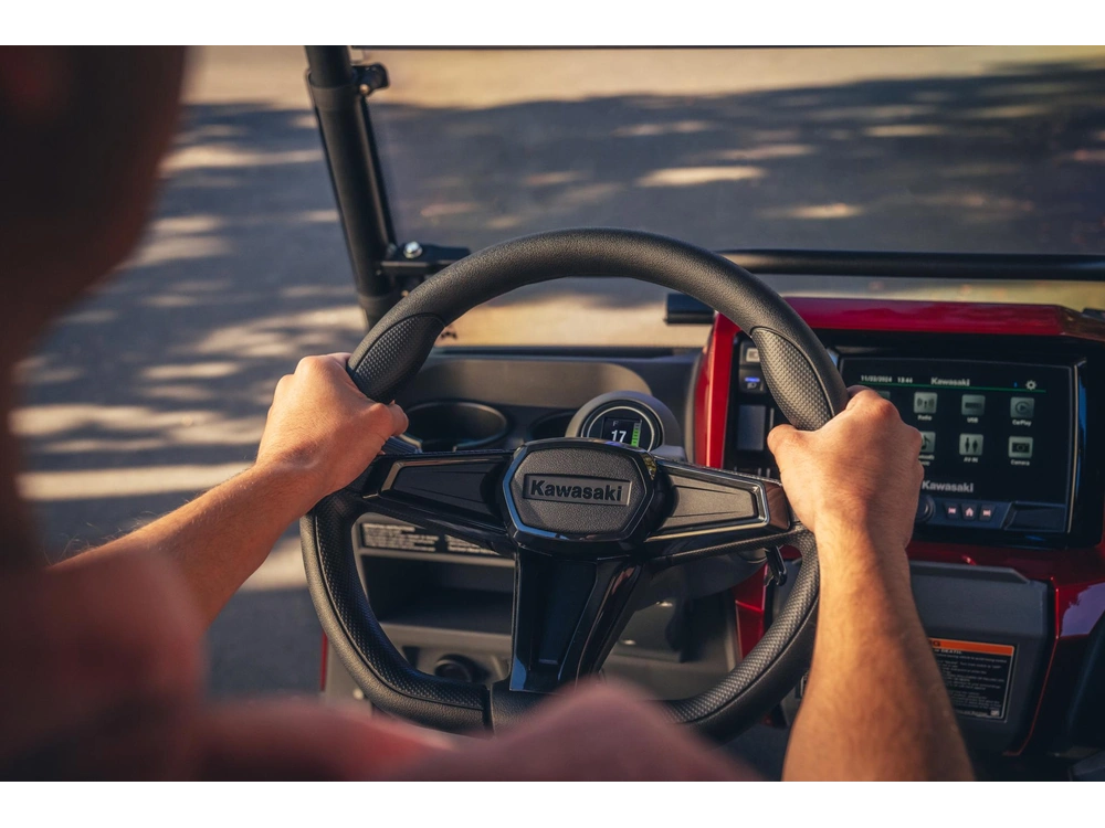 2025 Kawasaki Nav 4e Limited Cart Kart Golf 4 Places Lithium Équipé Stéréo alt