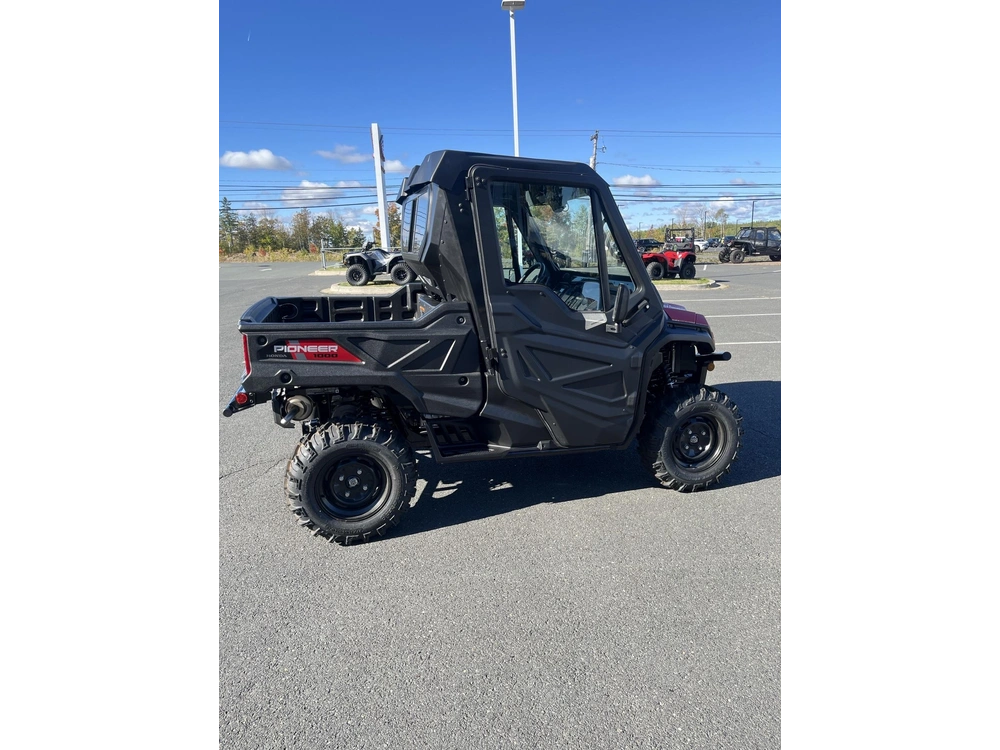 Honda Fully Enclosed Pioneer 1000-3p Eps 2025 alt