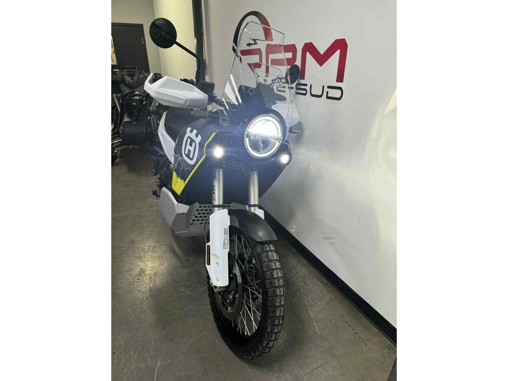 2025 Husqvarna Norden 901 Expedition Démo *2.99% Sur 60 Mois alt