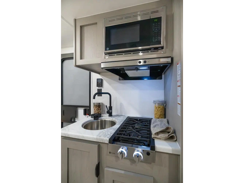 2026 Forest River Viking 18dbs alt