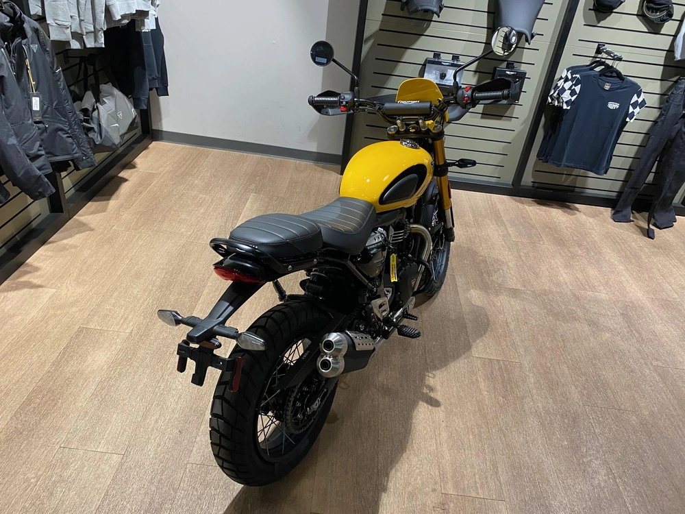 2026 Triumph Scrambler 400 Xc - Racing Yellow alt
