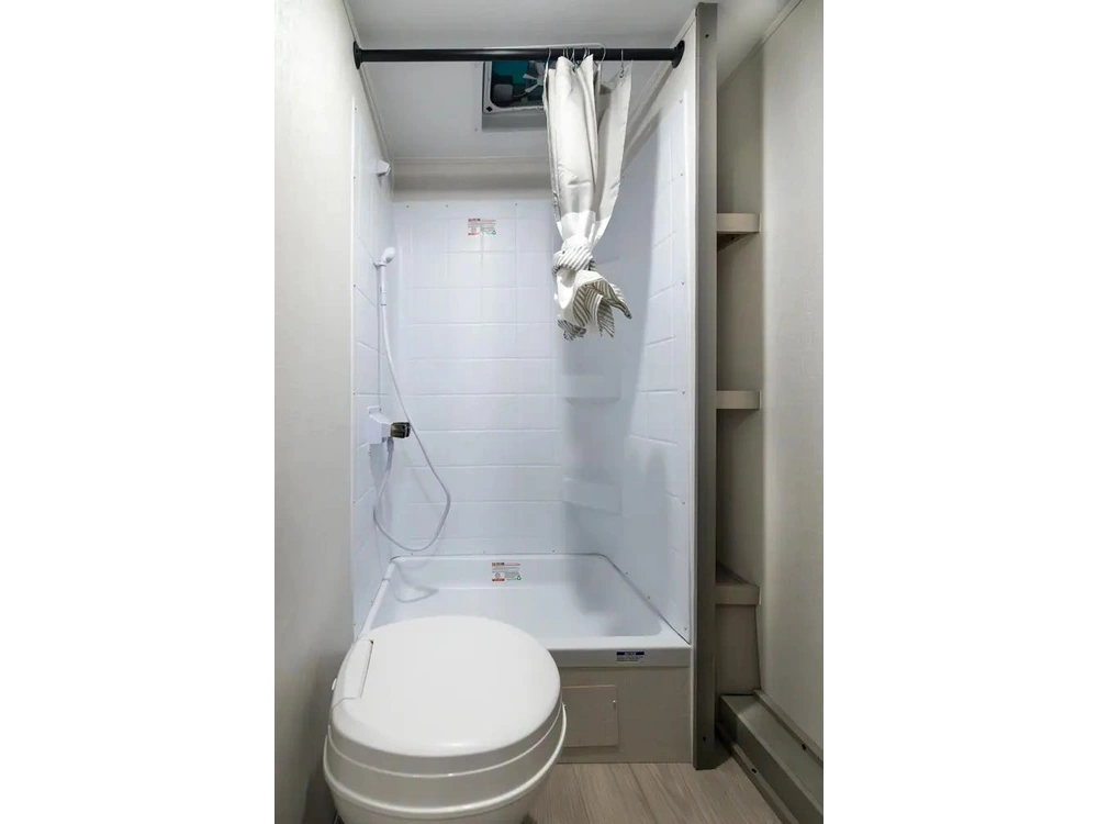 2026 Forest River Viking 18dbs alt