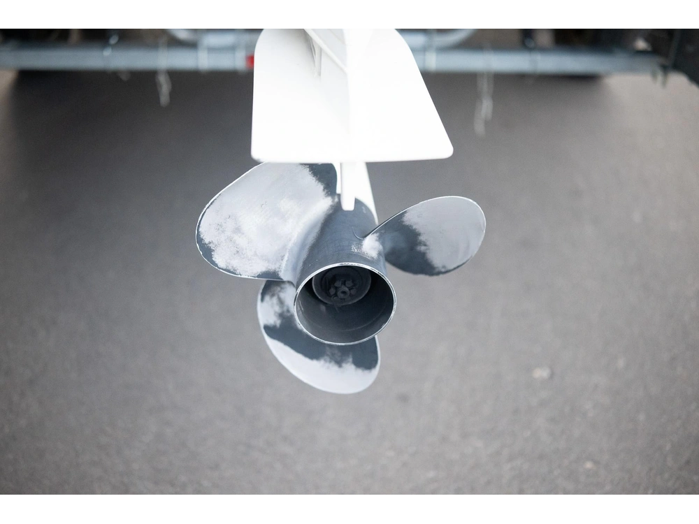 2011 Manitou Encore 23 4-point alt