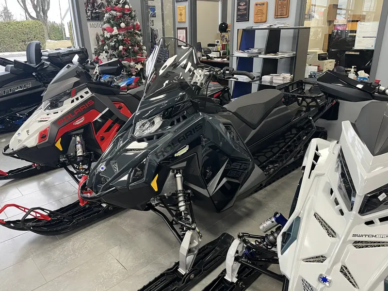 2026 Polaris VOYAGER 650 SP 155