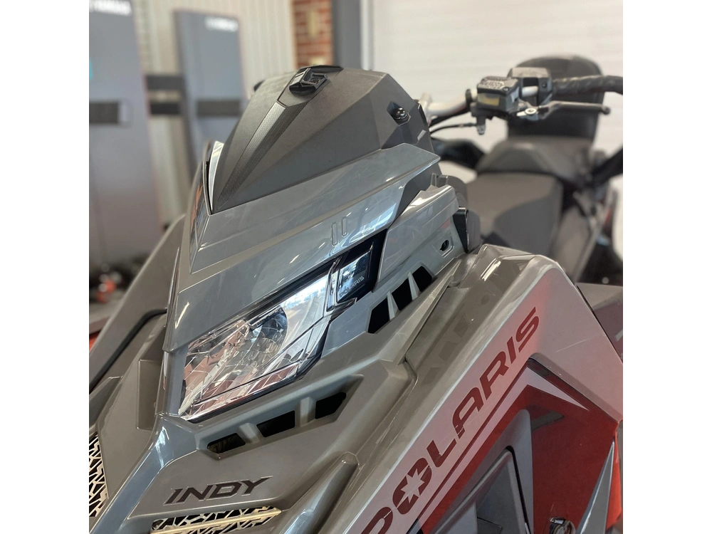 2025 Polaris 650 Indy Adventure 137 alt