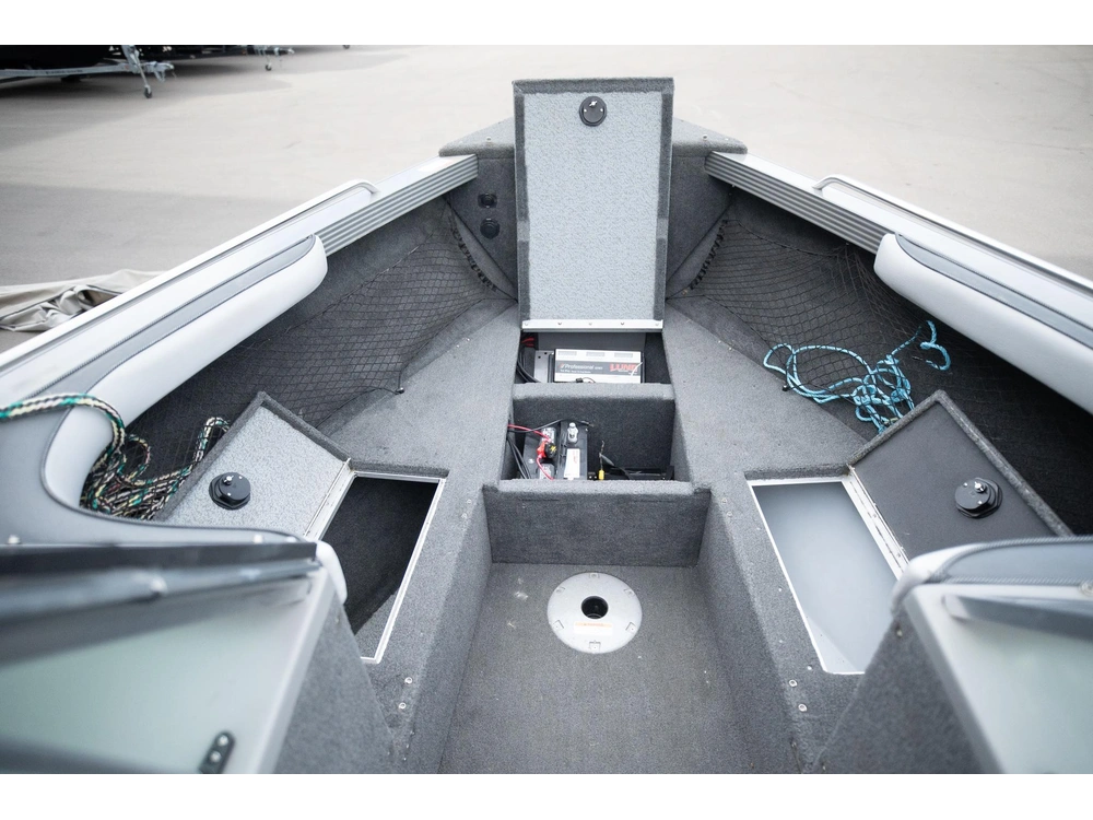 2013 Lund Boat Co 2150 Baron alt