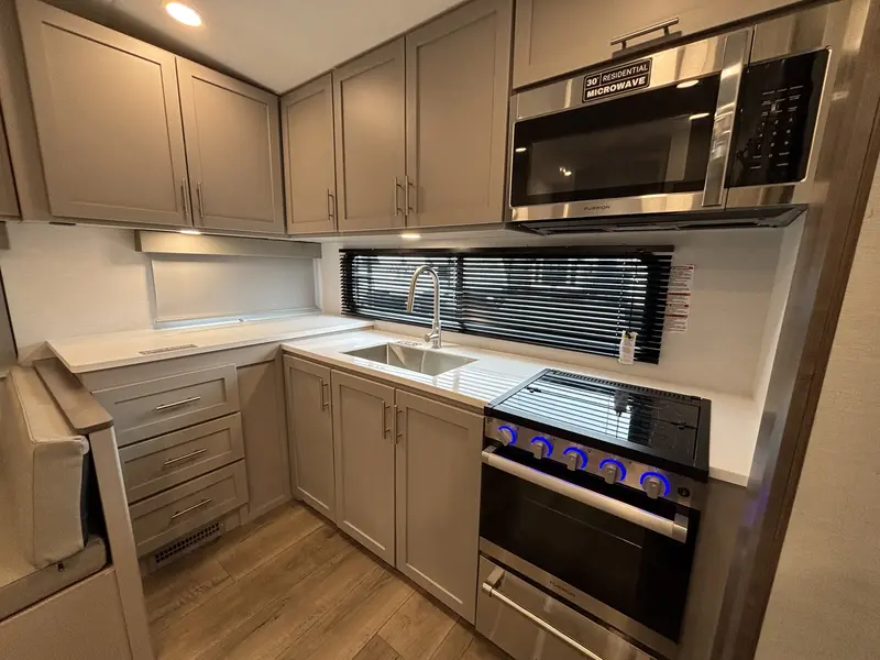 2026 Alliance Avenue 23ML