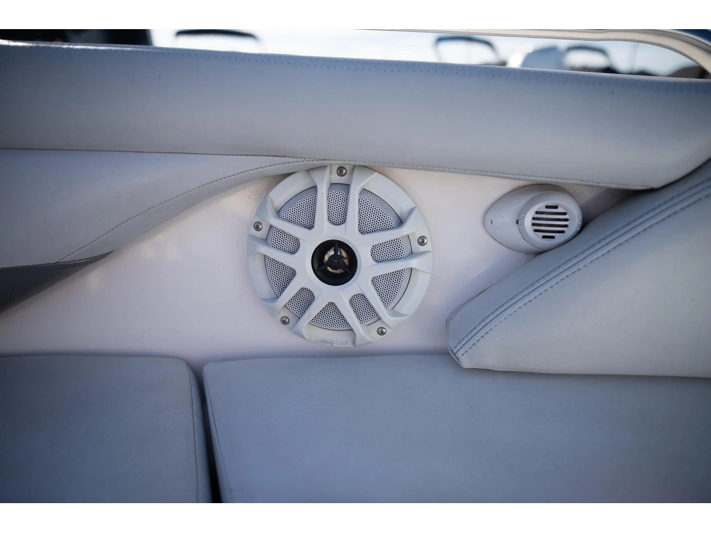 2004 Mastercraft X10 alt