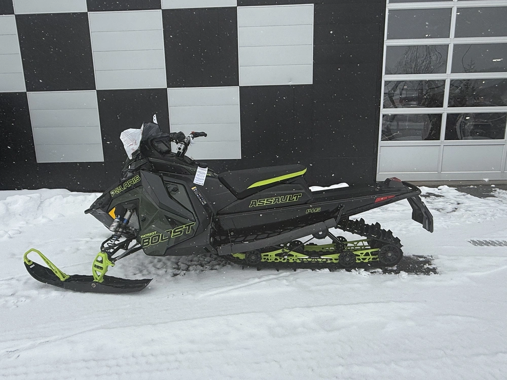 Polaris Patriot Boost Switchback Assault 146 2024 alt