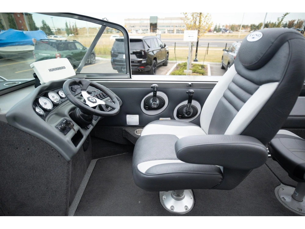 2013 Lund Boat Co 2150 Baron alt