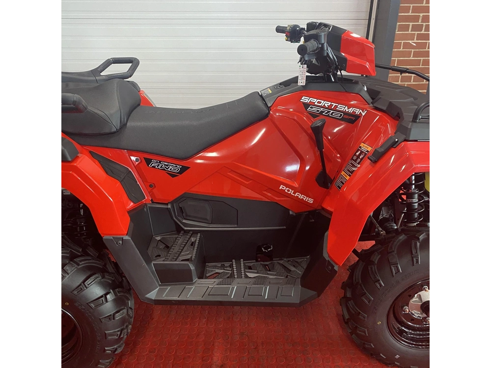 2026 Polaris Sportsman Touring 570 Indy alt