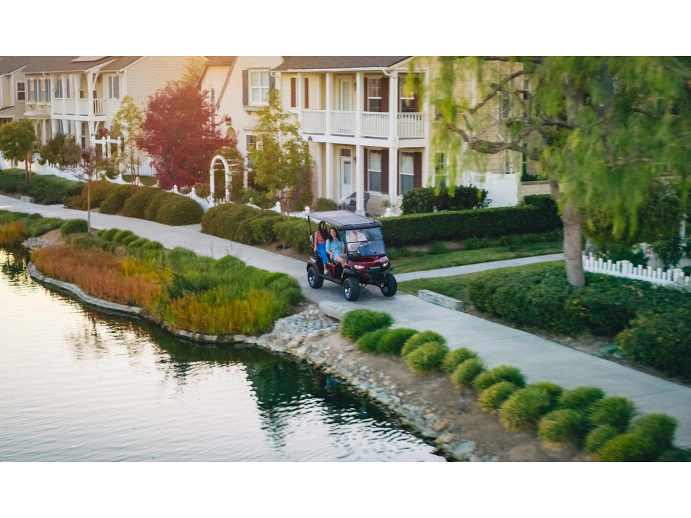 2025 Kawasaki Nav 4e Limited Cart Kart Golf 4 Places Lithium Équipé Stéréo alt